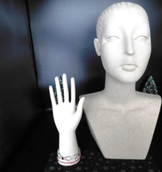 figure 8 bracelet view